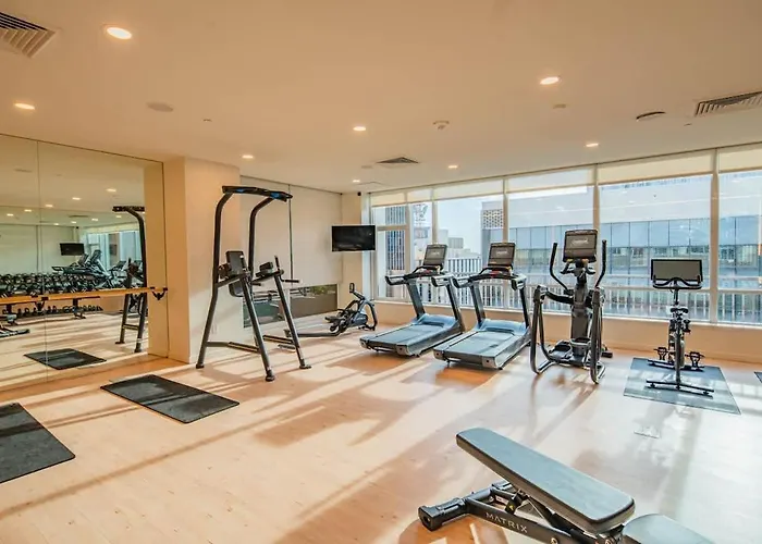 Serene Haven Dt Highrise, Gym, Pool, Parking, W-d, Golf * Phoenix